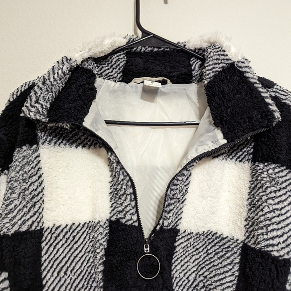 ABOUND Check Print Half Zip Pullover - Picture 5 of 13